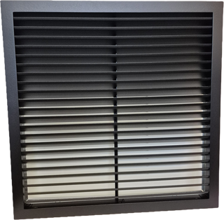 Nestandartinės juodos (smėlis) grotelės židiniams 400 x 400 mm, nukreipančios. Tiesios židinio grotelės su montavimo lizdu