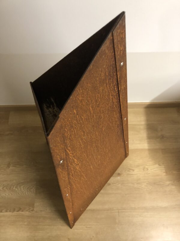 lauko židinys iš corten metalo